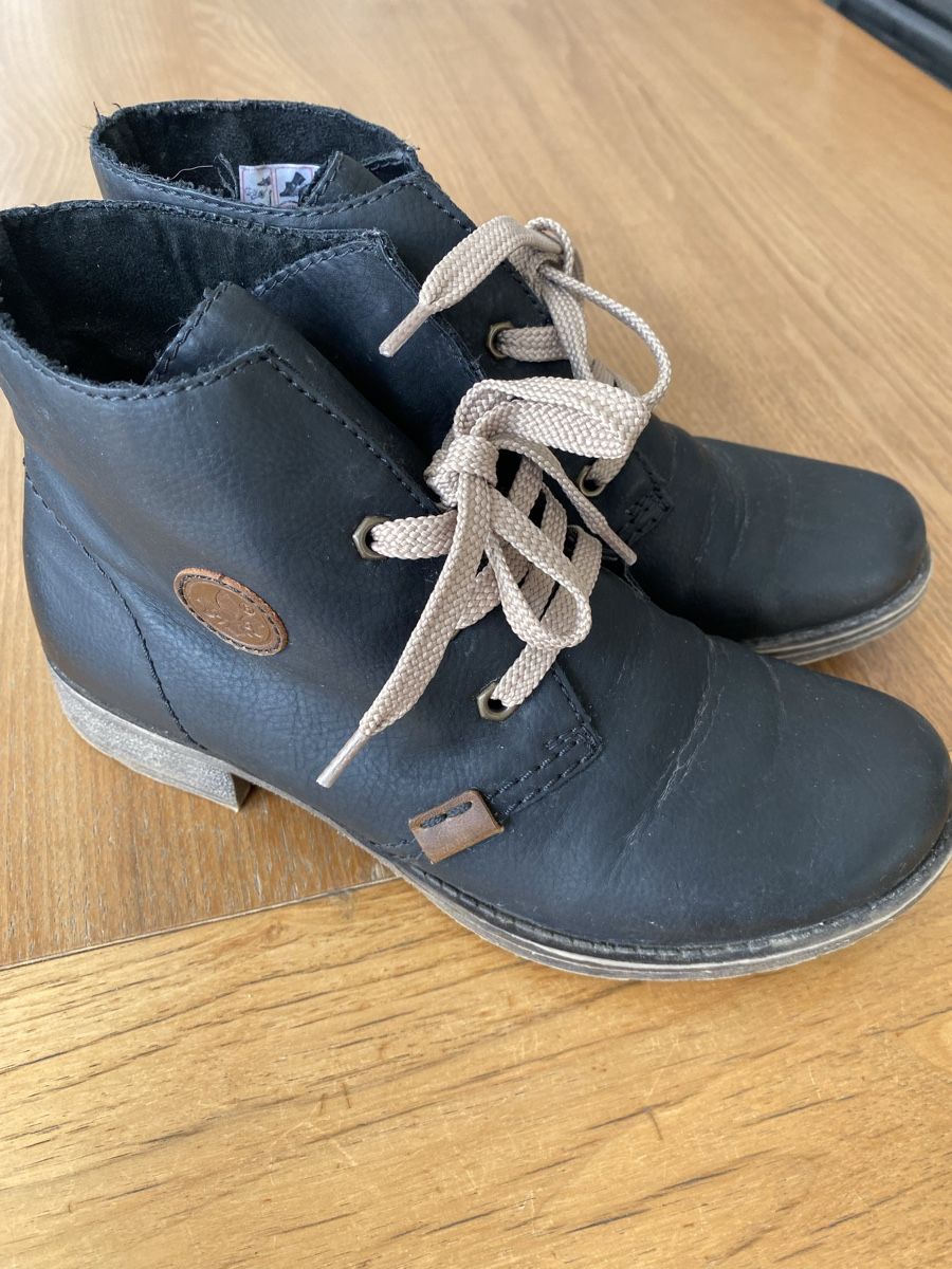 Rieker Scarpe da donna: Rieker Damenstiefel Gr 37 – Usato da Biberist venduto da Zugazu 1