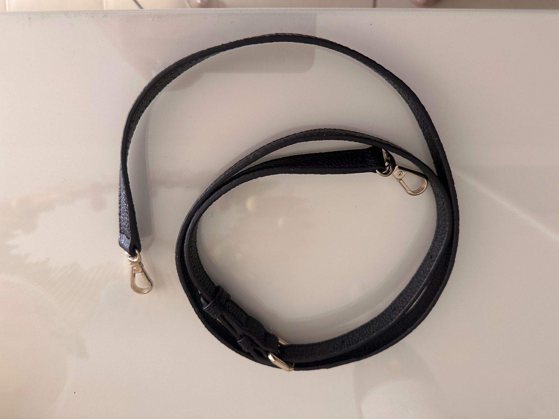DKNY Borse da donna: DKNY Handtasche echt Leder – Nuovo (secondo la descrizione) da Alpnach Dorf venduto da ljusja 4