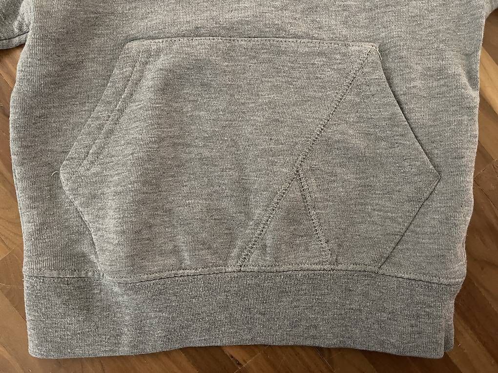 Maglioni & Felpe: Volcom Sweatshirt, Gr. 2T / 2 Ans – Usato da Zürich venduto da Medulla 3