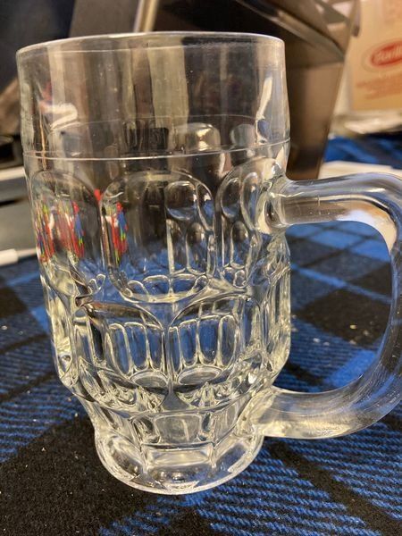 Feldschlösschen Bicchieri: Bier Glas Cardinal 3 dl – Usato da Naters venduto da sch_9fvg 1
