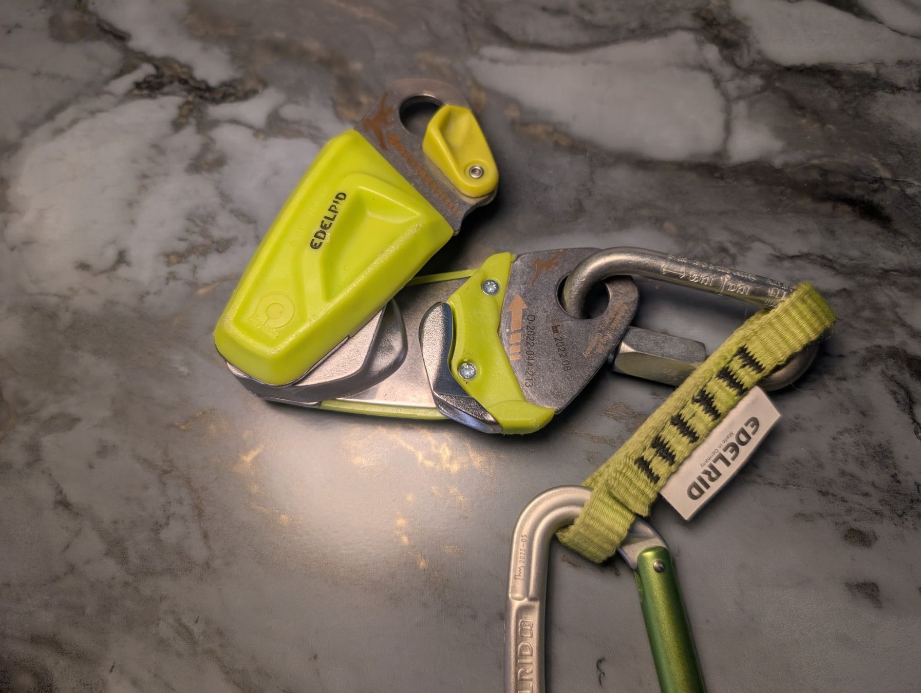 Kletterausrüstungen: Edelrid Ohm Sicherungsgerät – Gebraucht aus Urdorf von she_8mt6 3