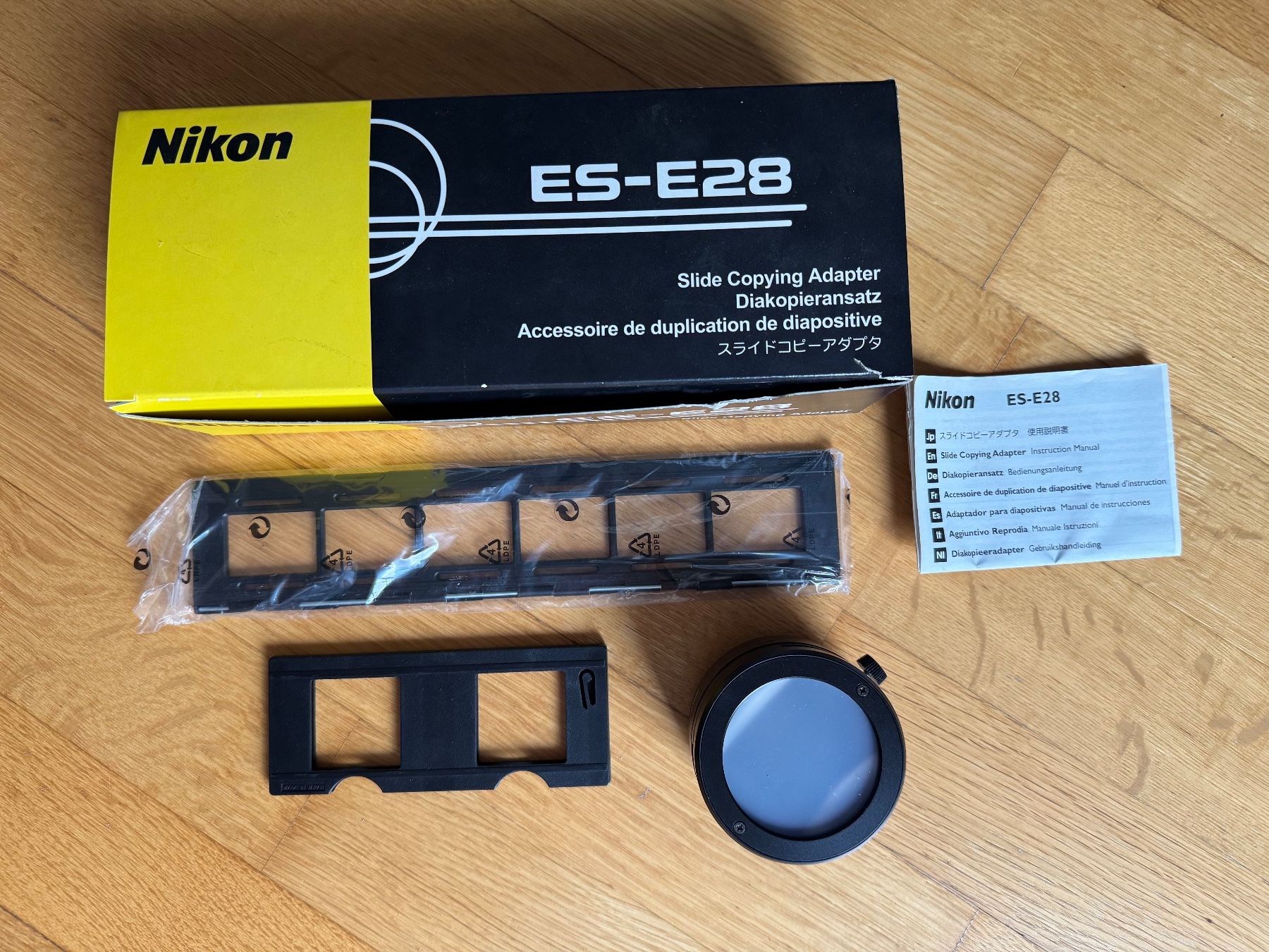 Nikon Laufwerke & Adapter: Nikon ES-E28 Diakopieraufsatz / Slide Copying Adapter – Gebraucht aus Zürich von rigcan