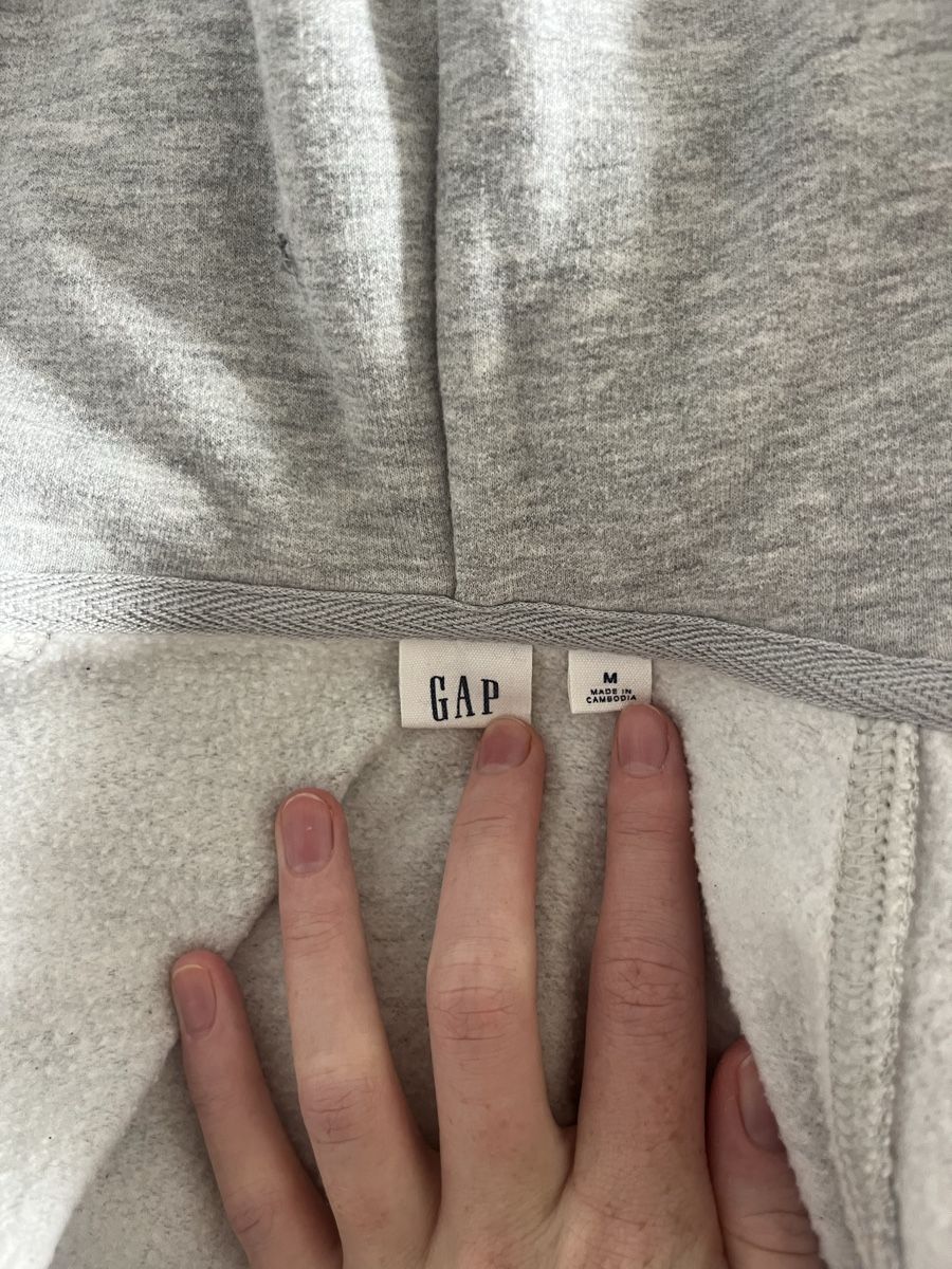 Gap Giacche: GAP Hoodie Kapuzenpullover Grau M – Usato da Meilen venduto da jes_c25c 2