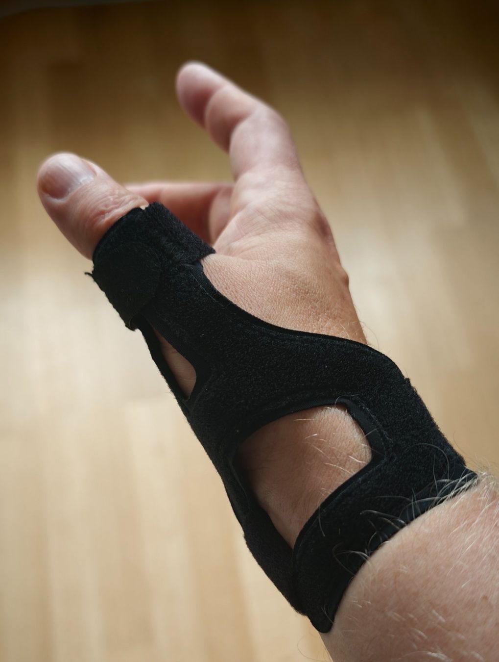 Protezioni & Imbottiture: Daumenbandage / Daumenorthese Thumb Support Brace – Usato da Rüfenacht BE venduto da vagyula 3
