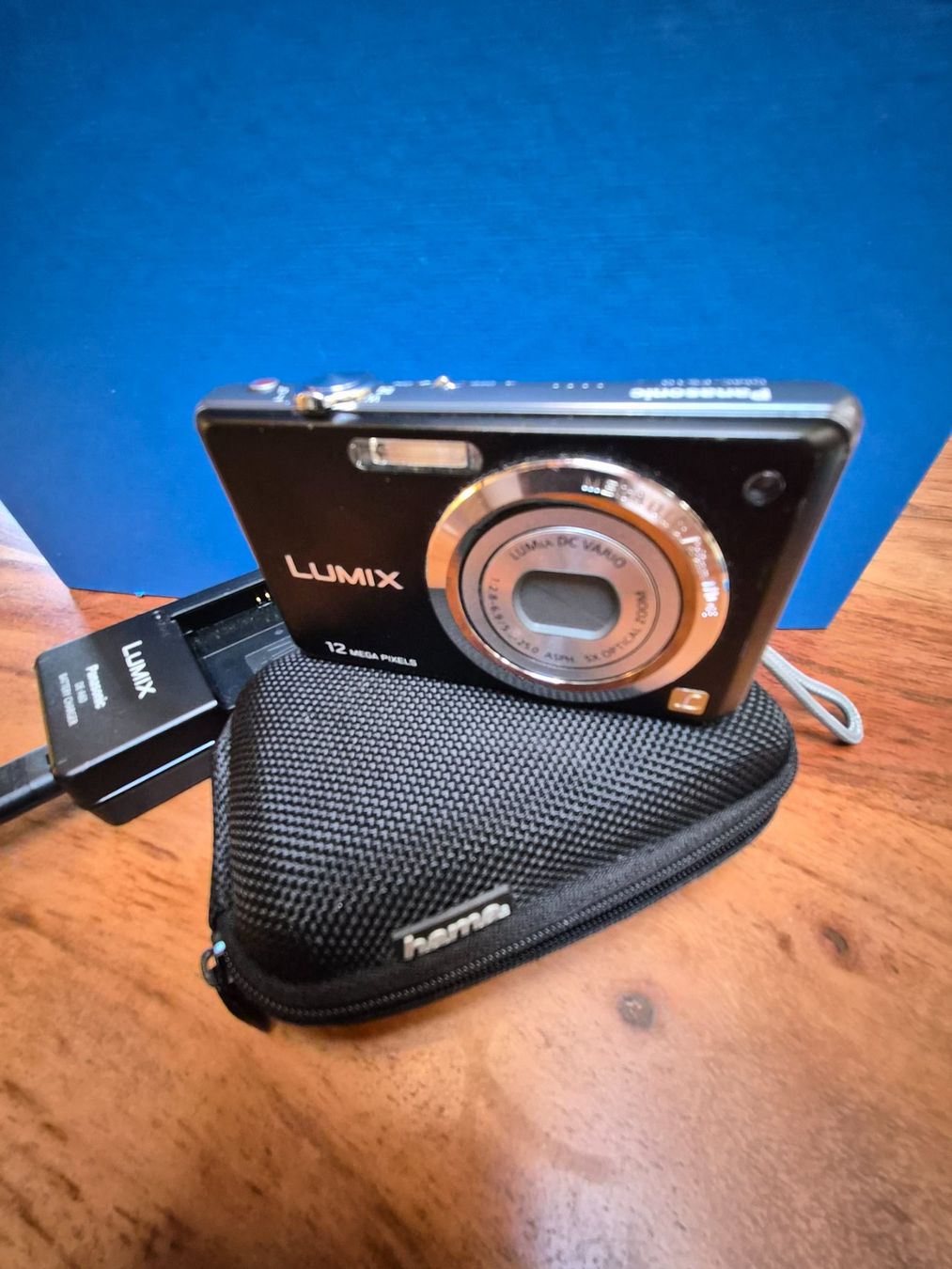 Panasonic Fotocamera: KAMERA LUMIX PANASONIC TOP – Usato da Schönenberg ZH venduto da heaangst