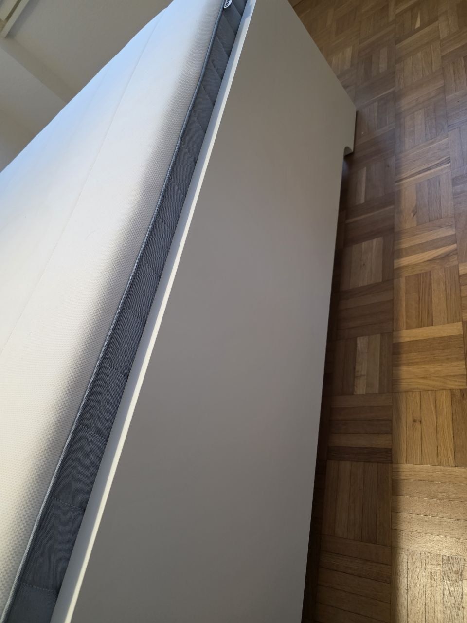 Lits: Bed frame with mattress – Neuf (Voir description) à Grand-Lancy par cho_yr6j 2