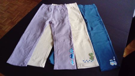 Kinder Sweat Hosen 3 Stück Gr. 98/104