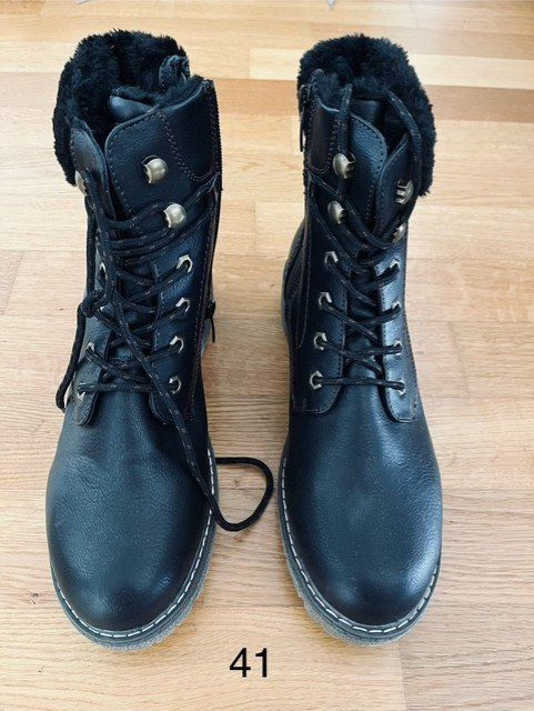 Scarpe da donna: Winterschuh Leder neu schwarz – Nuovo e nell'imballaggio originale da Buttisholz venduto da Eberlic