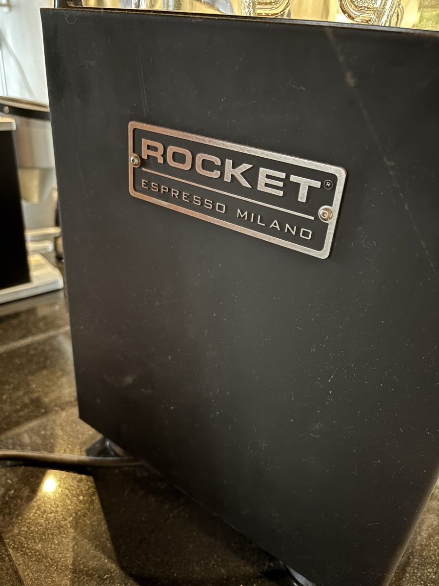 Rocket Macchine per caffè & Macchine per espresso: Rocket Appartamento Espressomaschine + Mühle Faustino – Nuovo (secondo la descrizione) da Ermatingen venduto da car_5q9w 8