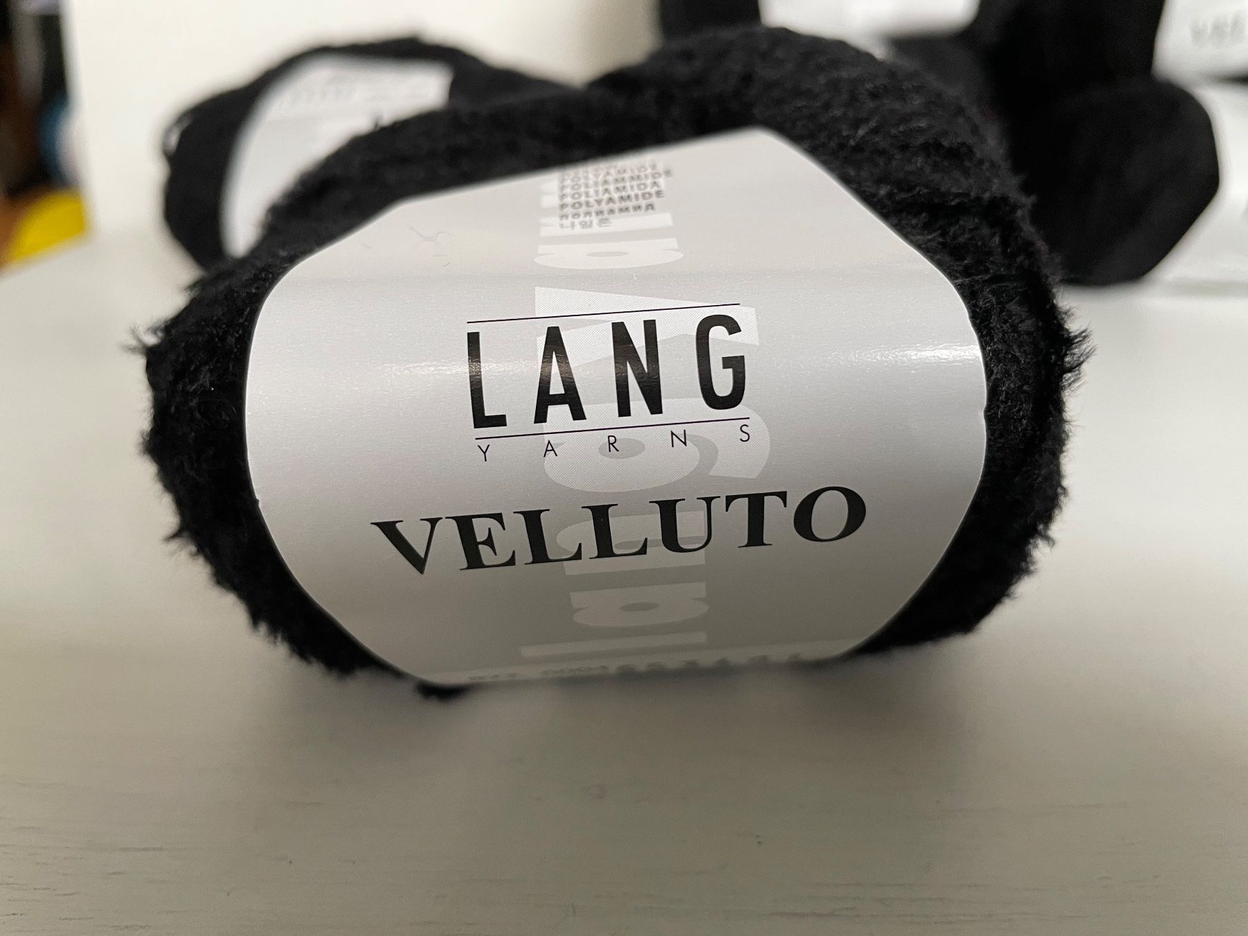 Lana: 1 Knäuel Lang Velluto – Nuovo e nell'imballaggio originale da Büsserach venduto da bor_s88m