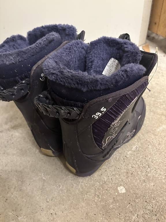 Scarpe da uomo: Snowboardschuhe Head  Grösse 39.5 – Usato da Wetzikon ZH venduto da nad_rv68 2