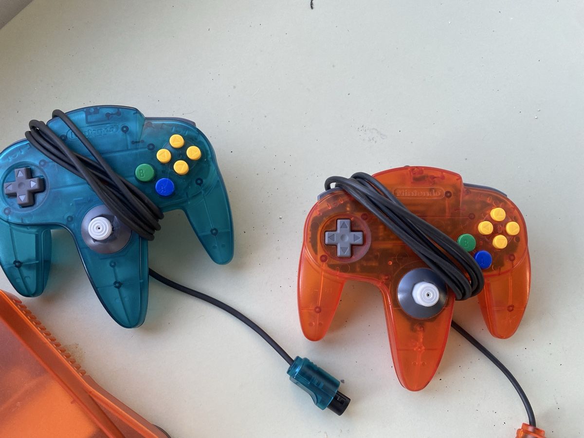Nintendo Consoles: N64 Bundle – D'occasion à Zürich par LilySchlatter 2