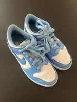 Nike Turnschuhe Gr. 33