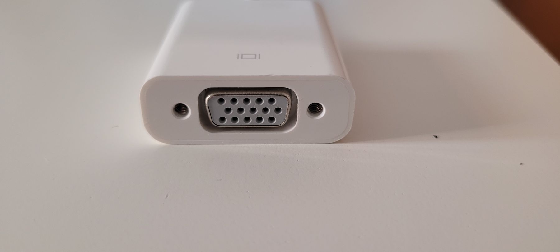 Apple Lecteurs & Adaptateurs: Apple VGA Adapter White. Perfect condition – Neuf (Voir description) à La Tour-de-Peilz par MrSputs 2