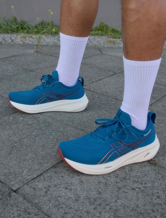 Asics Herrenschuhe: Asics Gel Nimbus 26 Gr 49 Neu – Neu und originalverpackt aus Zürich von Herbion1