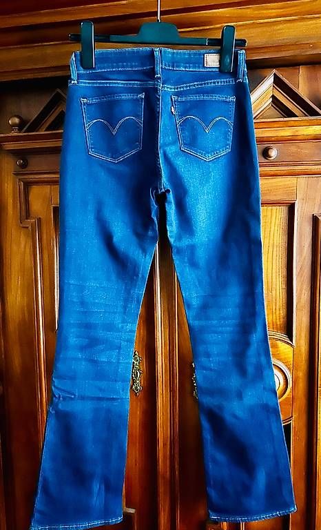 Jeans: Bootcut Jeans Levis – Usato da Muttenz venduto da man_l5jl 2