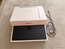 MacBook Air  und Ladekabel