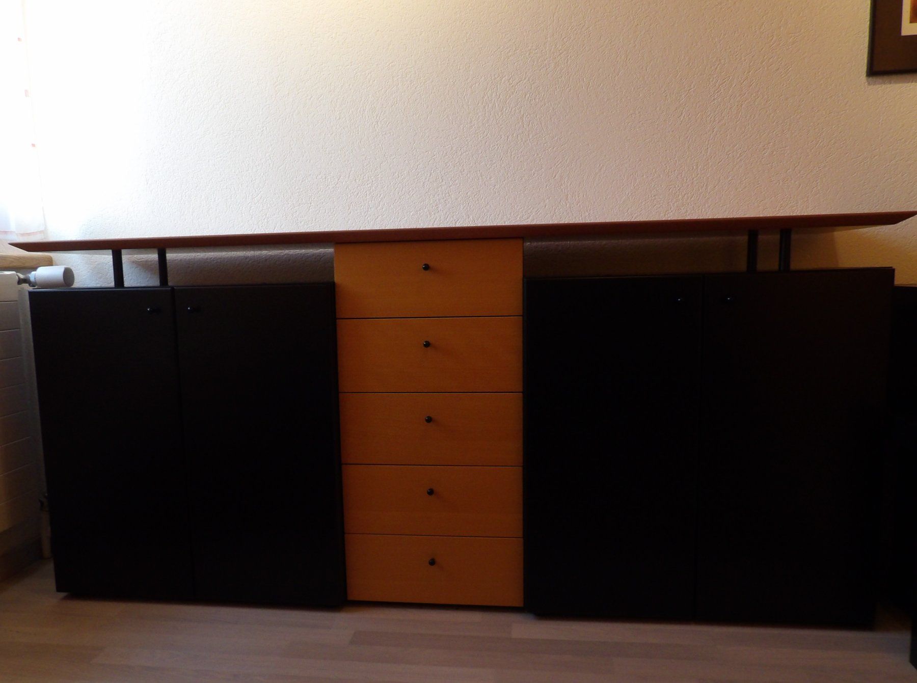 Cassettiere: Sideboard 185 x 40 cm, in Buche // schwarz – Usato da Niederlenz venduto da Steff99 1