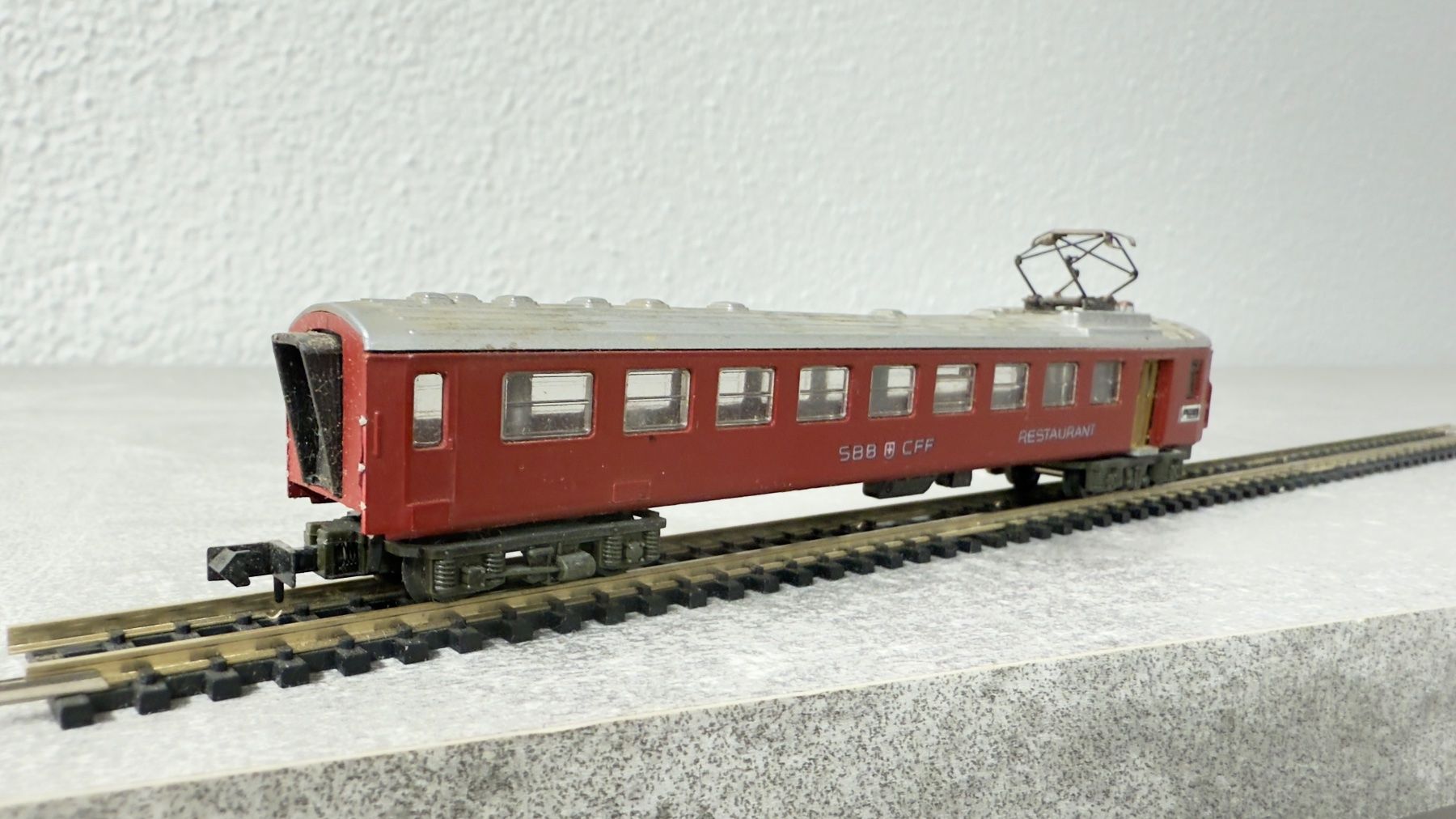 Arnold Modellini di ferrovie: Arnold Speisewagen Spur N – Usato da Schlieren venduto da rat_lq6b