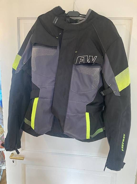 Giacche: Neuwertige Döffjacke – Usato da Muttenz venduto da engelshaar01 2