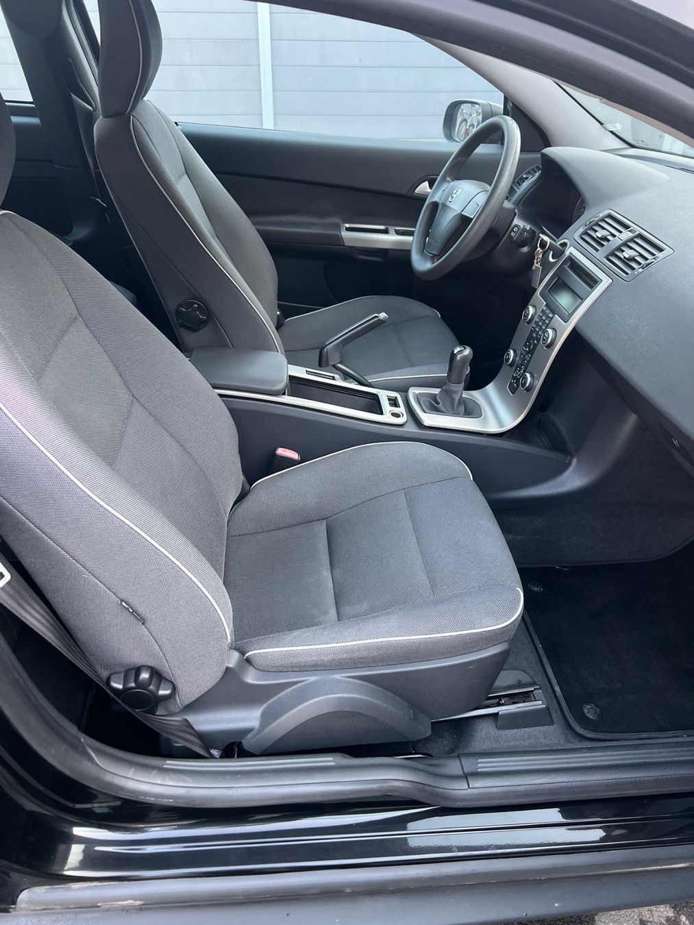 Volvo Automobili: Volvo C30 Noire – Usato da Vulliens venduto da lga_h5m5 3