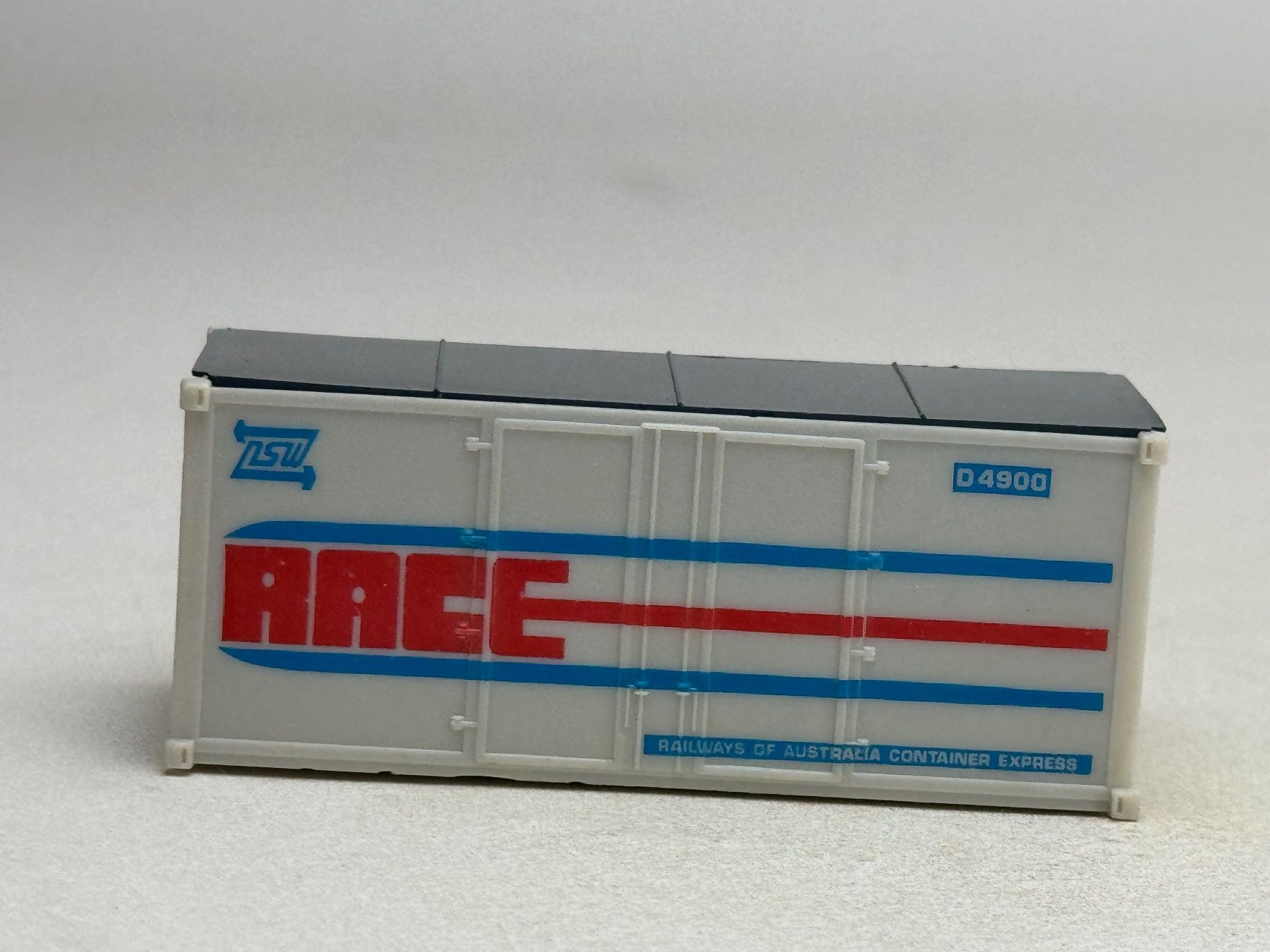 Modellini di ferrovie: EB- 20 Ft. Container RACE grau – Usato da Elm venduto da Wikmtz