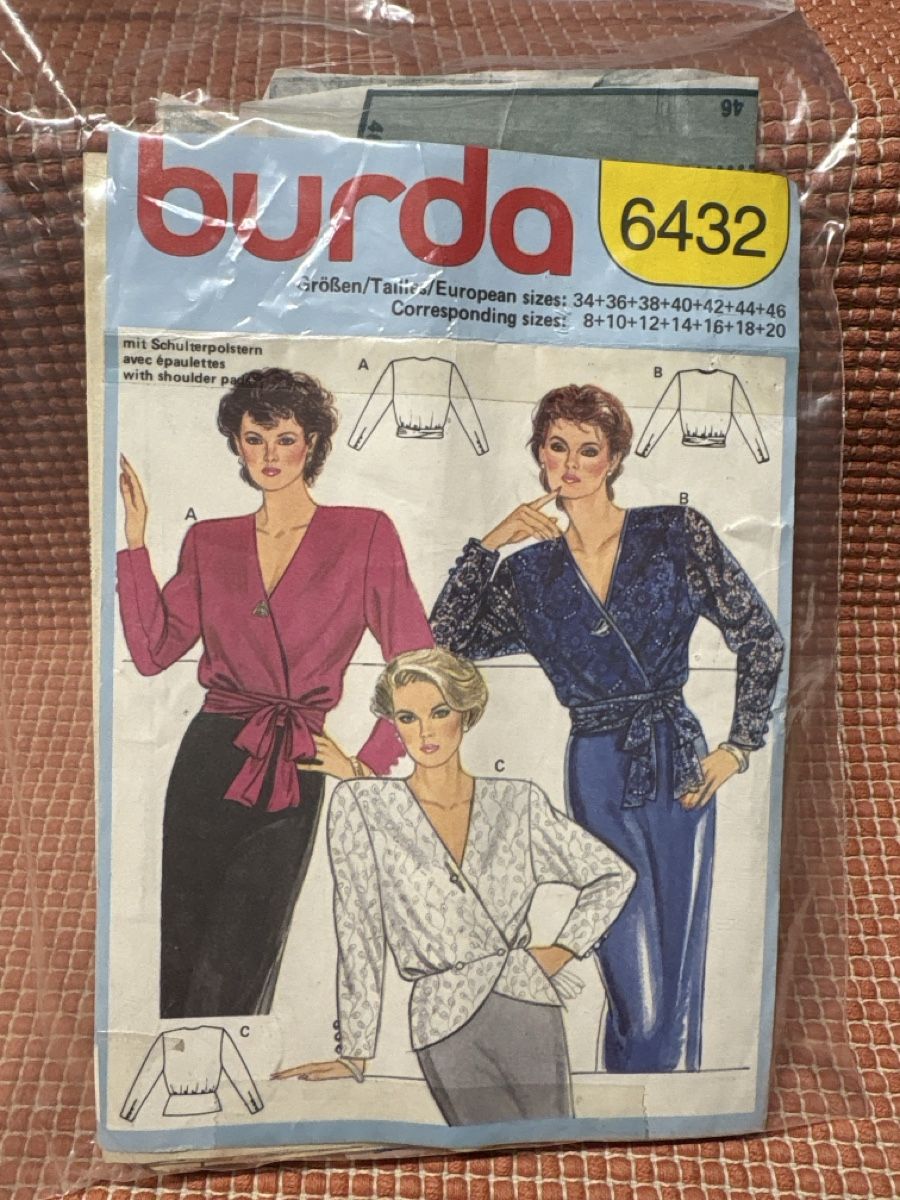 Cartamodelli: Schnittmuster für Bluse – Usato da Rümlang venduto da SchumBru10