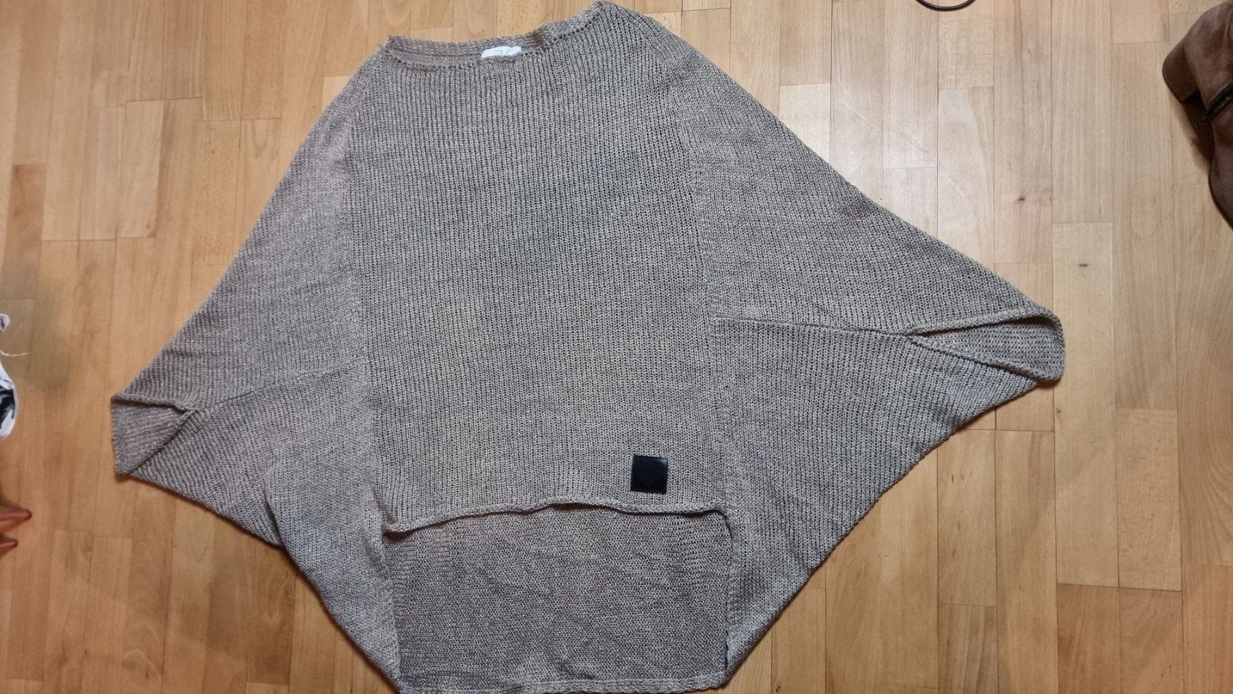 Altro in Moda donna: 🌺Gestrickte Poncho Größe L🌺 – Difettoso da Wald ZH venduto da CapLux 1