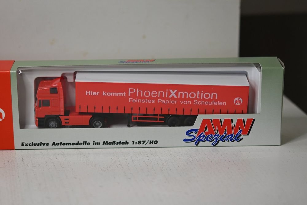 Camion Semi-remorque MAN Frigorifique Blom Transport à L'échelle 1:87 - AWM (occasion Comme Neuf)