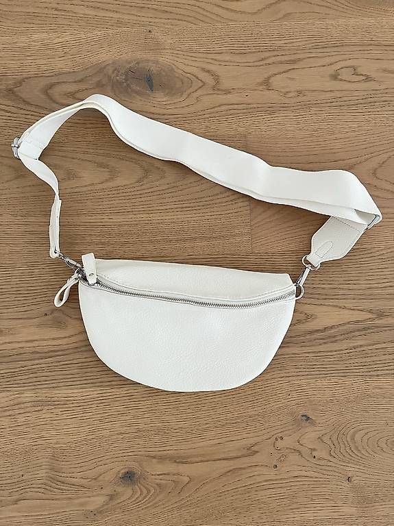 Borse da donna: Schultertasche weiss – Nuovo e nell'imballaggio originale da Belp venduto da wuschube