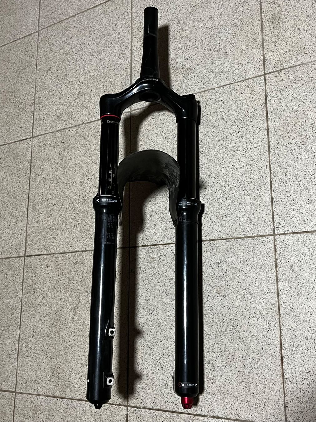 Rockshox Ersatzteile: Rock Shox Yari 150mm Debon Air Boost – Gebraucht aus Frauenkappelen von jensitiger77 1