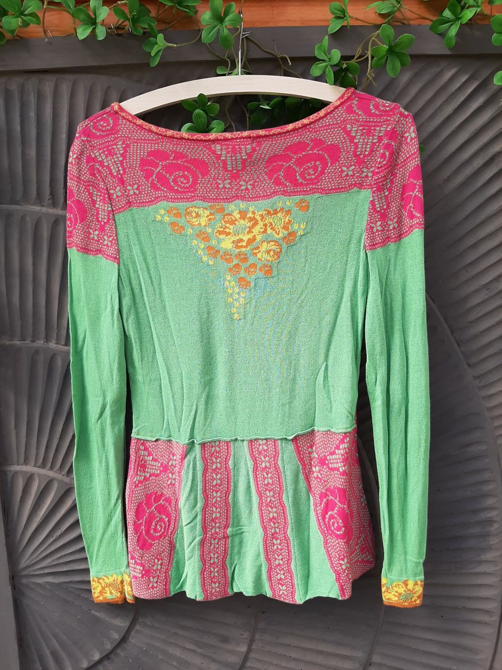 Ivko Pullover & Sweatshirts: Luftiger IVKO Pulli / Oberteil 38 aus dem Nile – Gebraucht aus Bern von Preloved.Nile.4.Sale 2