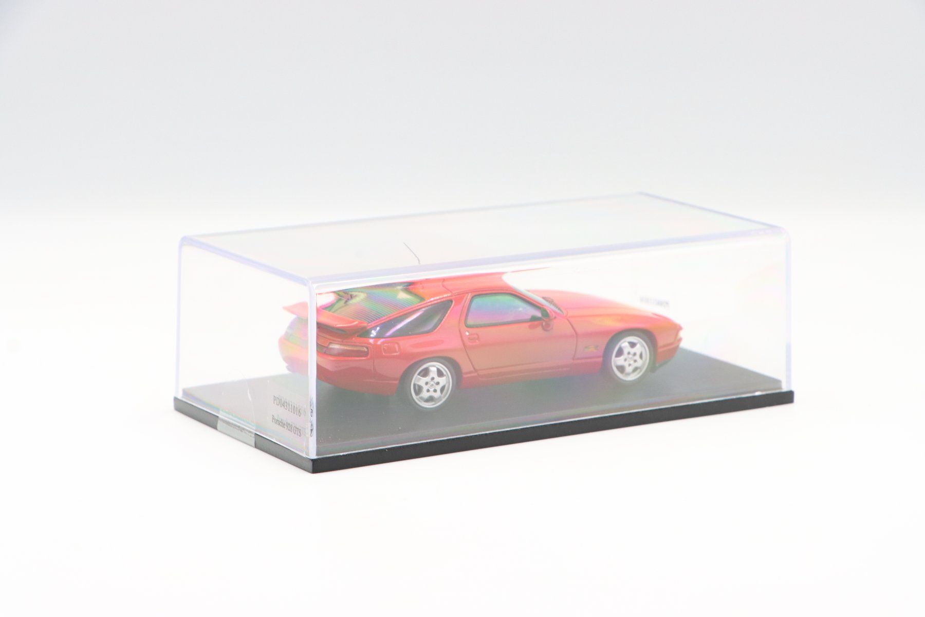 Porsche Modellini d'auto: Porsche 928 GTS 1992 1:43 Spark – Nuovo e nell'imballaggio originale da Bühl b.Aarberg venduto da modelldiecast 4