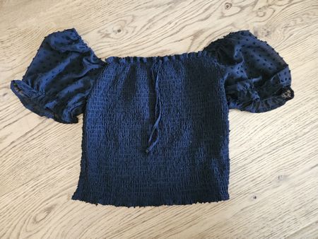 Top in Schwarz - Grösse L
