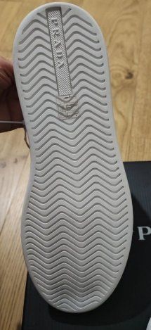 Prada Scarpe da donna: Neue Prada Damen Sneaker weiss Gr. 39 – Nuovo (secondo la descrizione) da Schindellegi venduto da Samy2015 3