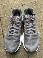 Nike Sneaker Grösse 39