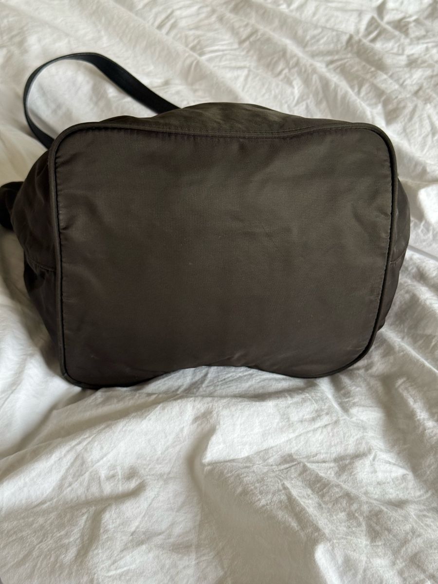 Prada Taschen: Prada nylon bag – Gebraucht aus Zürich von tae_6828 2