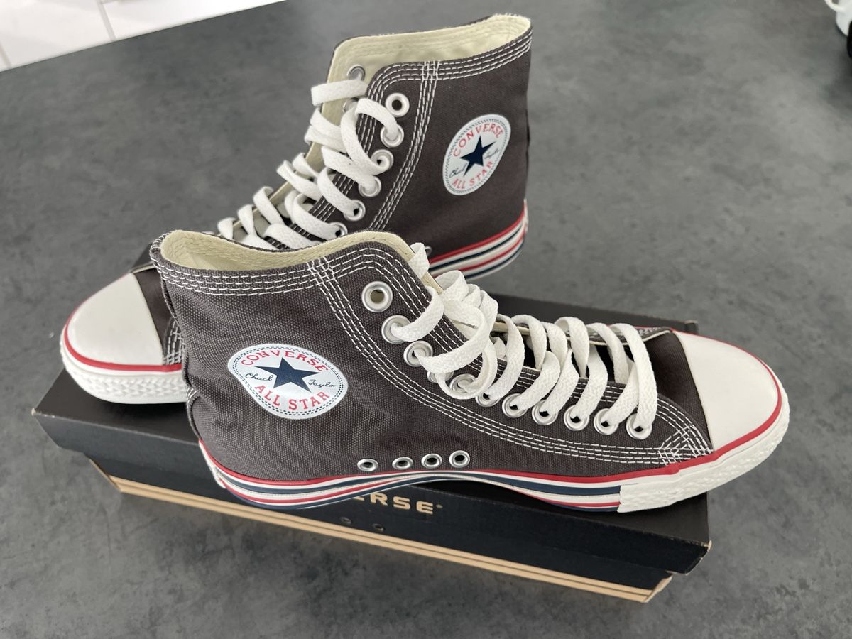 Converse Herrenschuhe: Neuves - Converses All Star taille 39.5 – Neu und originalverpackt aus Aproz (Nendaz) von zeavendre