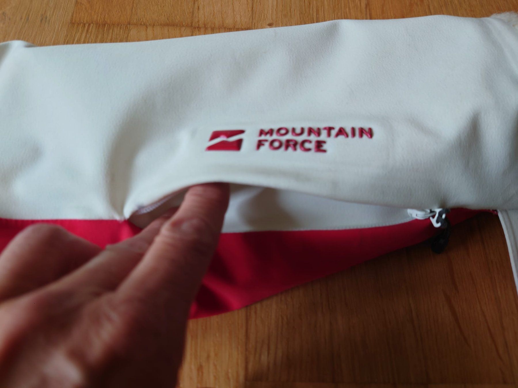 Mountain Force Giacche: Mountain Force Skijacke Grösse 36 Damen – Usato da Uitikon Waldegg venduto da Nigra_Rica 4