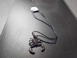 Kette schwarz, Anhänger Skorpion