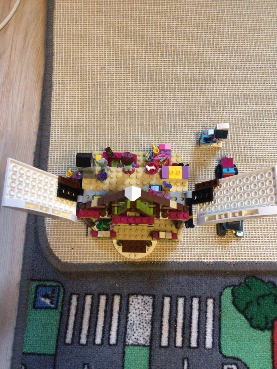 Lego Giocattoli: Lego Friends Winterchalet 41323 – Usato da Oftringen venduto da anbara 1