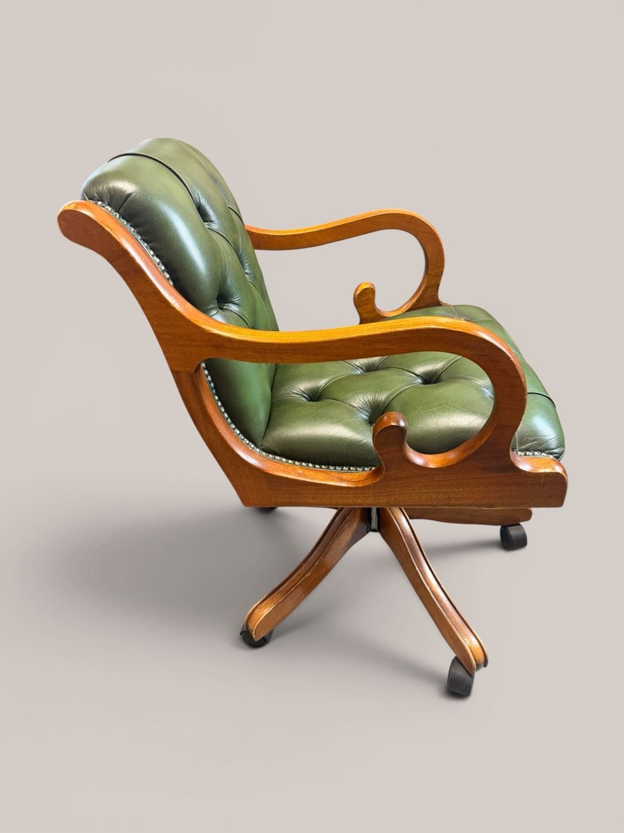 Sedie: Fauteuil de bureau Chesterfield cuir vert pivotant – Usato da Vessy venduto da _Callidus_ 1