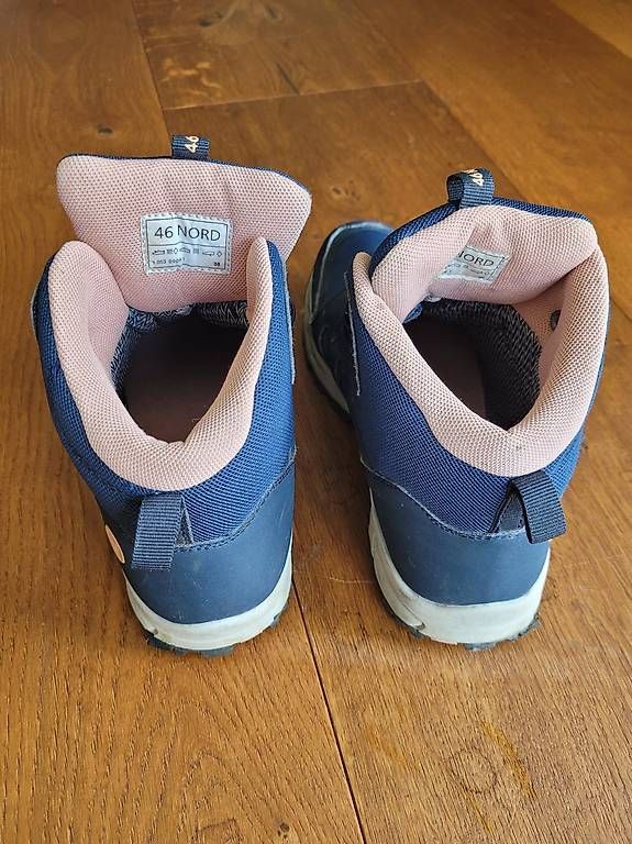 46 Nord Chaussures femmes: Wanderschuhe 46 NORD, Gr 38 – D'occasion à Muhen par Cacao72 3