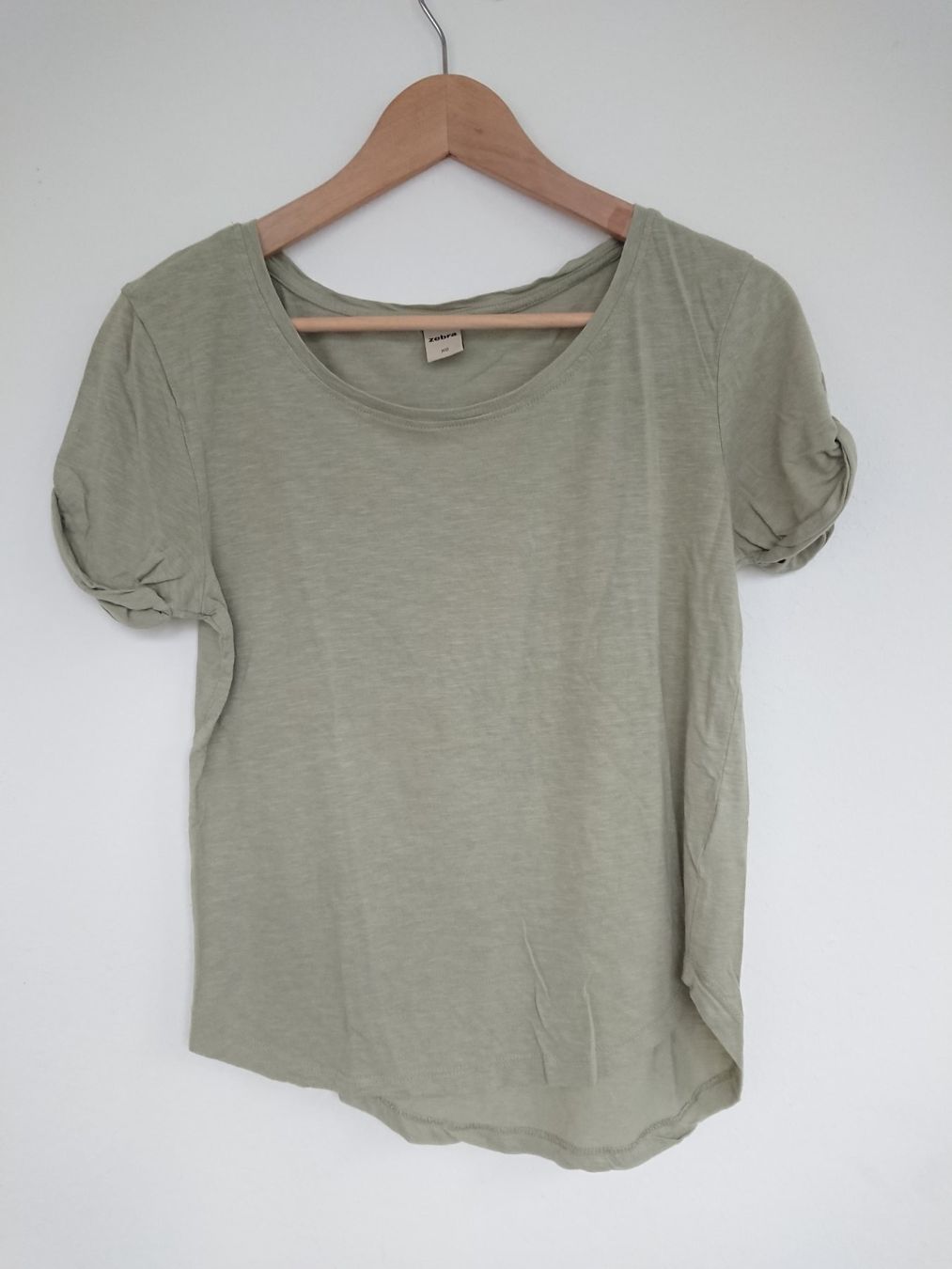 Zebra T-shirt: Basic Damen T-Shirt Zebra Gr. XS Olive – Usato da Hallau venduto da CHACLA