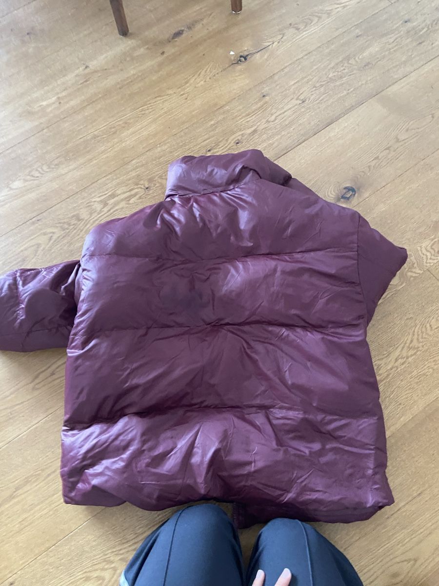 Mäntel: Burgundy puffer jacket  – Gebraucht aus Walchwil von ann_ckz6 1