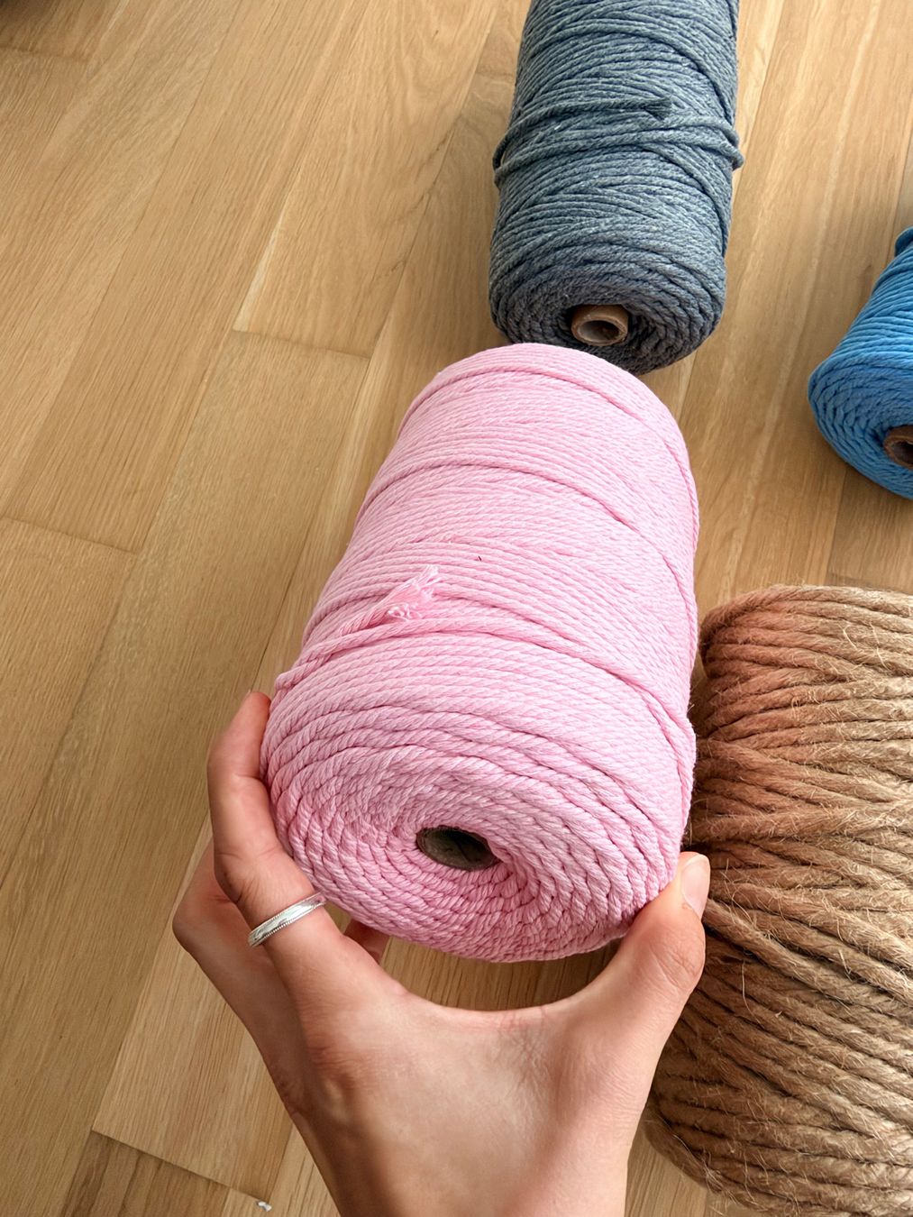 Cordelettes & Fils: 5 Makramee Seile bunt gebraucht – D'occasion à Brunnen par Moona22 4