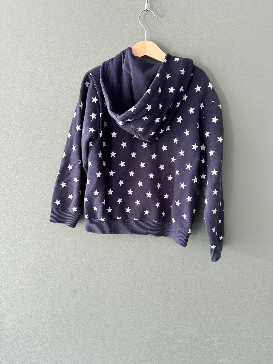 Petit Bateau Pullover & Sweatshirts: Sternensweatjacke Petit Bateau 128  – Gebraucht aus Winterthur von Zip8 2