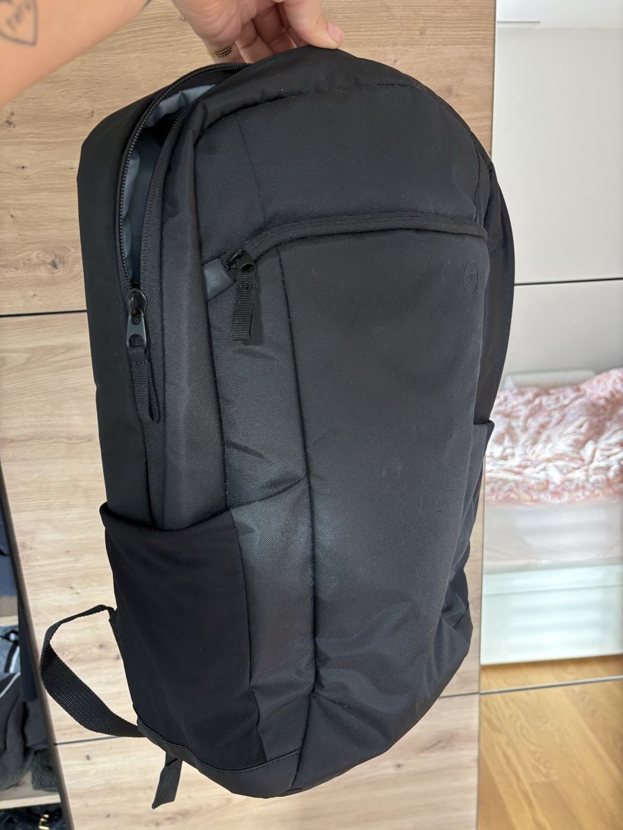 Dell Zaini: Dell Rucksack schwarz Laptop-Tasche – Nuovo (secondo la descrizione) da Spiez venduto da Michaela333 1