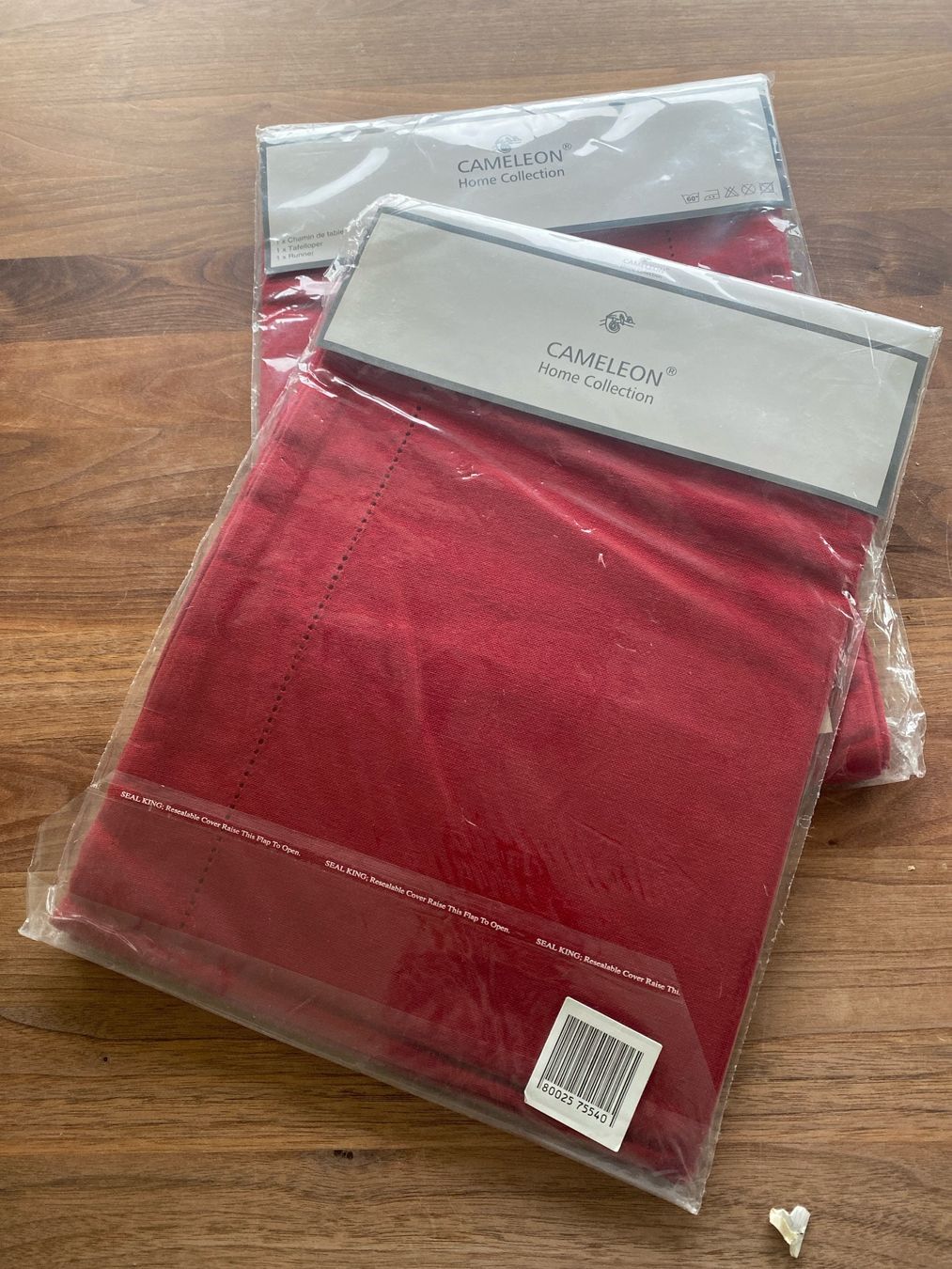 Tutte le decorazioni: 2er-Set Tischläufer Cameleon Rot - Originalverpackt – Nuovo e nell'imballaggio originale da Rickenbach LU venduto da mig_6px7