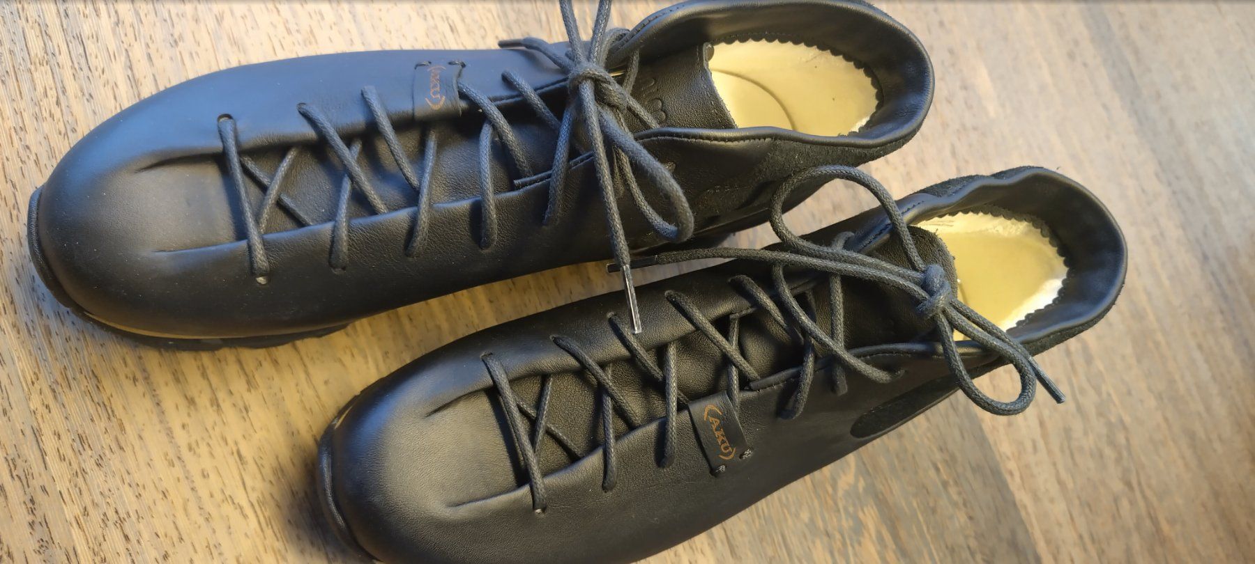 Aku Damenschuhe: AKU  edle & hochwertige Lederschuhe   NP 319, -- Sfr. – Neu und originalverpackt aus Zürich von Mokile